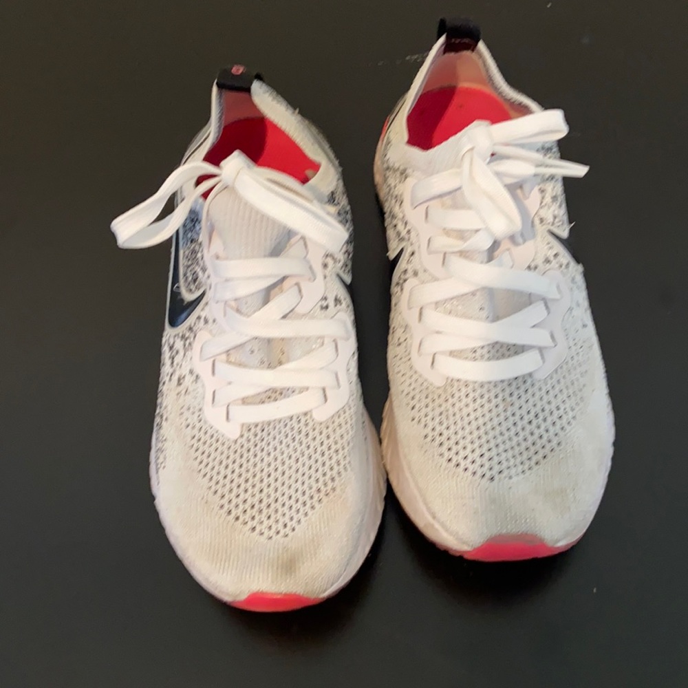 Nike runner shoes